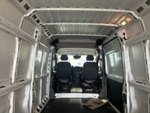 Used 2024 RAM ProMaster 2500 FWD image 11