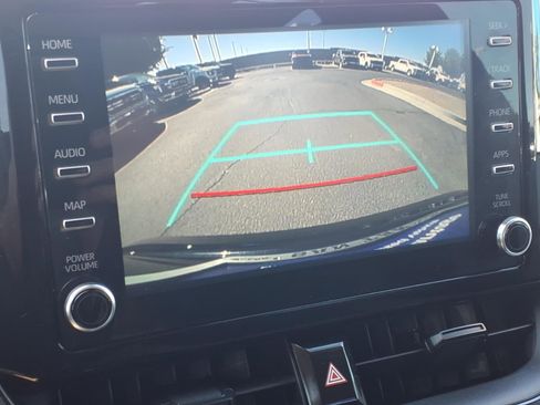 Used 2020 Toyota Corolla LE w/ Carpet Mat Package (TMS) FWD image 25