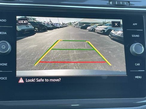 Certified 2023 Volkswagen Tiguan SE image 25