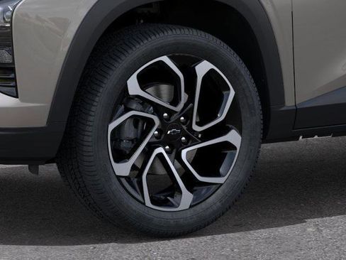 New 2026 Chevrolet Trax RS w/ Sunroof Package image 38