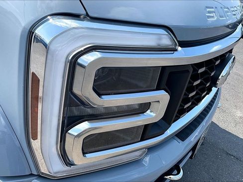 Used 2024 Ford F450 Limited w/ FX4 Off-Road Package AWD/4WD image 34