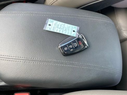 Used 2018 Hyundai Santa Fe Sport image 30