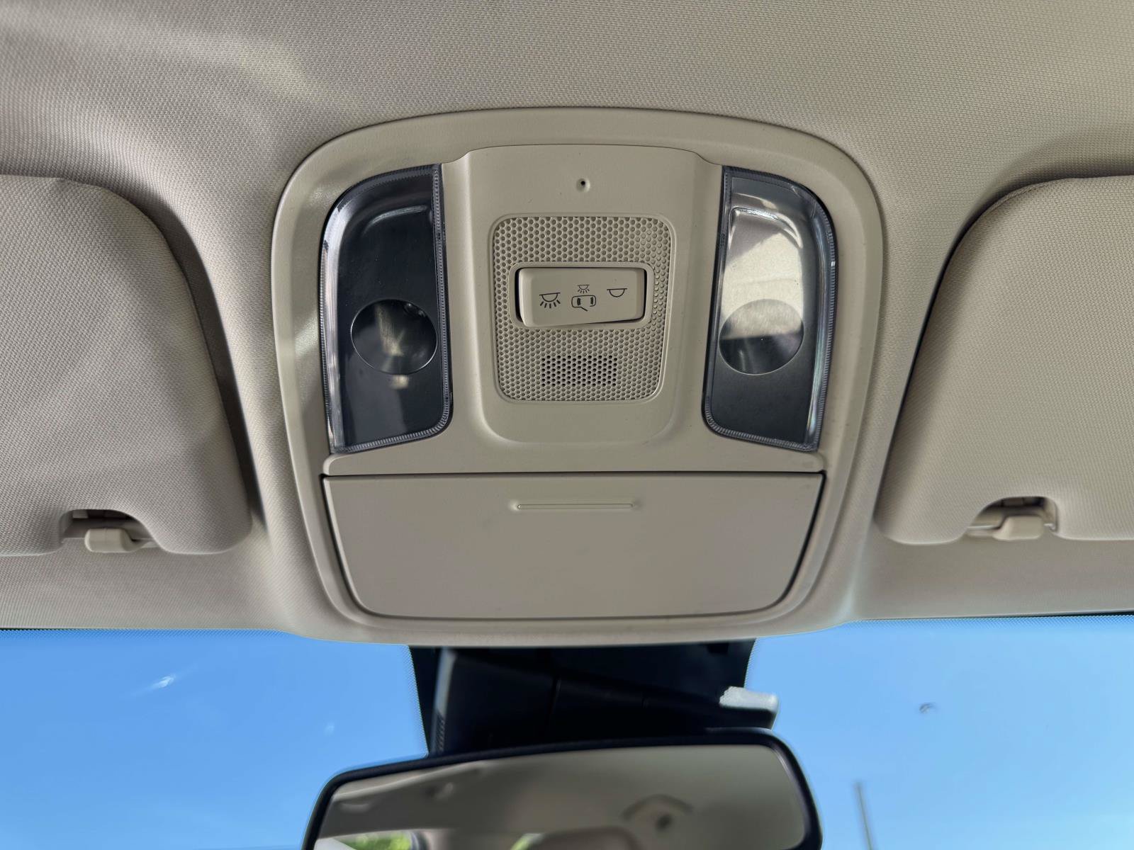 Used 2018 Kia Stinger RWD image 31