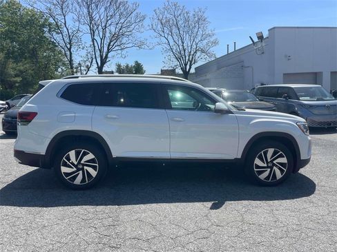New 2024 Volkswagen Atlas SEL image 5