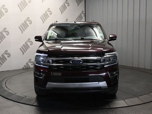 Used 2024 Ford Expedition Max Limited RWD image 2