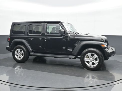 Used 2021 Jeep Wrangler Unlimited Sport image 8