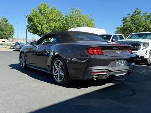 Used 2024 Ford Mustang Convertible RWD image 5