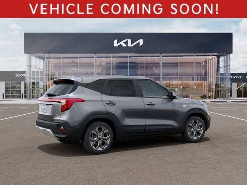 New 2026 Kia Seltos LX image 6