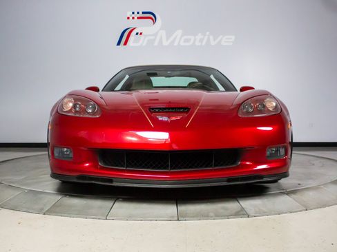 Used 2010 Chevrolet Corvette Grand Sport w/ Preferred Equipment Group RWD image 17