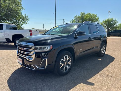 Certified 2023 GMC Acadia SLE w/ Driver Convenience Package AWD/4WD image 4