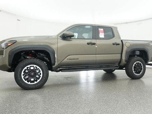 New 2025 Toyota Tacoma TRD Off-Road image 51
