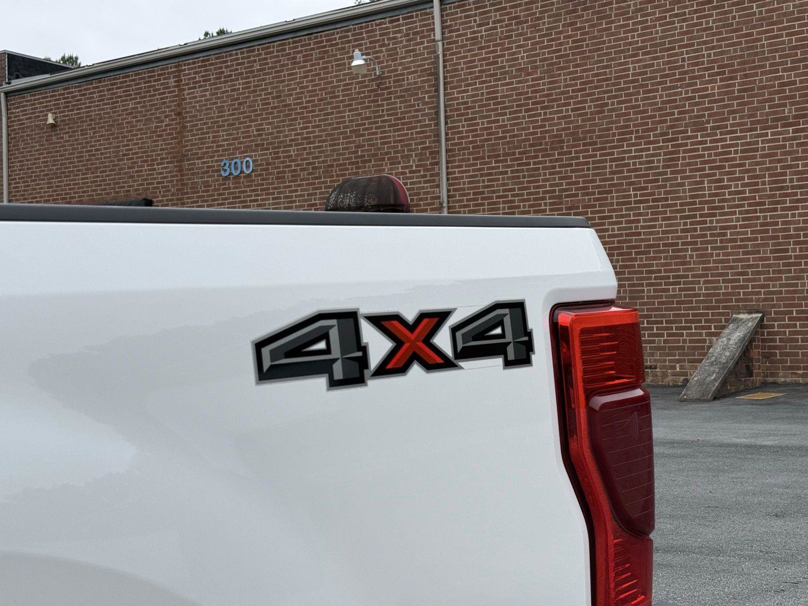 Used 2020 Ford F250 Lariat w/ Lariat Value Package AWD/4WD image 12