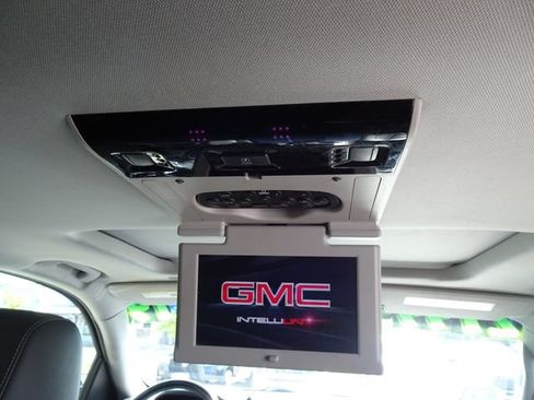 Used 2019 GMC Yukon SLT w/ Graphite Performance Edition RWD image 25