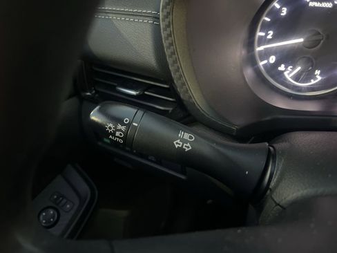 Used 2024 Nissan Sentra SV image 15