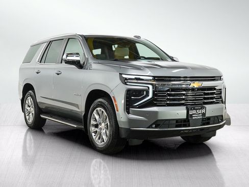 Used 2025 Chevrolet Tahoe Premier AWD/4WD image 7