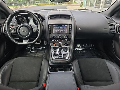 Used 2016 Jaguar F-TYPE S AWD/4WD image 9