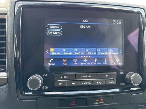 Used 2023 Nissan Frontier SV w/ Technology Package image 17