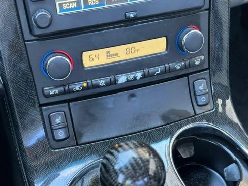 Used 2010 Chevrolet Corvette Convertible w/ Preferred Equipment Group RWD image 27