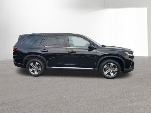 Used 2023 Honda Pilot EX-L image 10