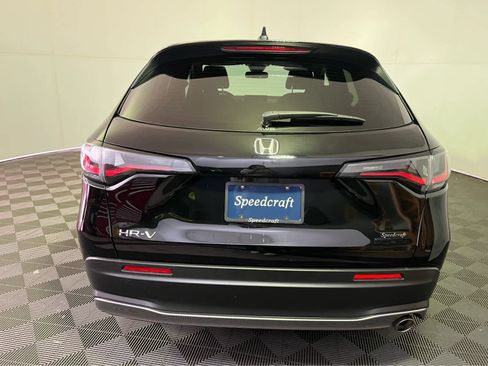Used 2025 Honda HR-V Sport image 6