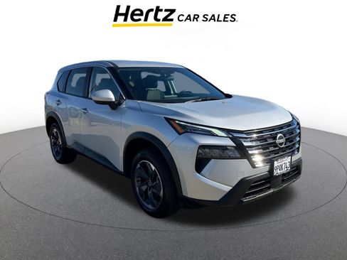 Used 2025 Nissan Rogue SV FWD image 1