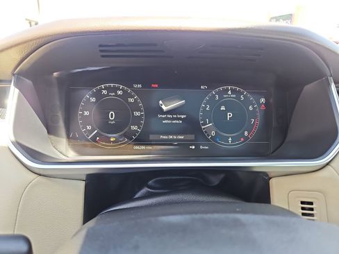 Used 2019 Land Rover Range Rover Sport HSE AWD/4WD image 15