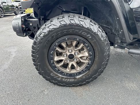 Used 2023 Jeep Gladiator Sport image 26