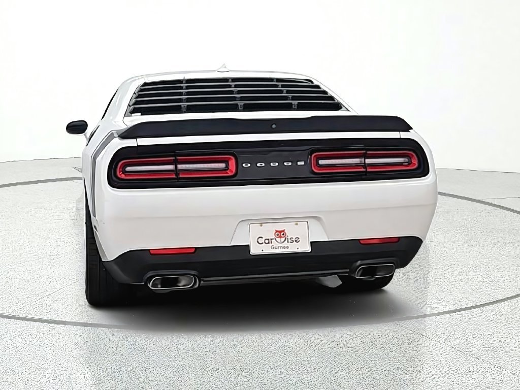 Used 2016 Dodge Challenger R/T Scat Pack w/ Driver Convenience Group RWD image 6
