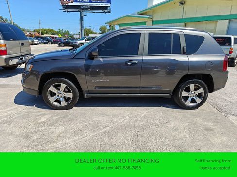Used 2016 Jeep Compass High Altitude image 2
