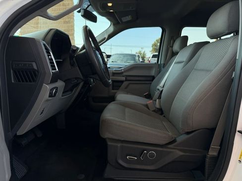 Used 2016 Ford F150 XLT w/ Equipment Group 302A Luxury AWD/4WD image 38