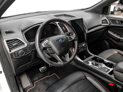 Used 2022 Ford Edge ST-Line AWD/4WD image 3