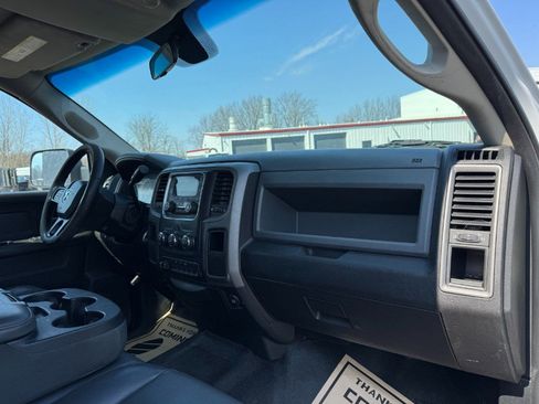 Used 2017 RAM 3500 Tradesman w/ Chrome Appearance Group image 19