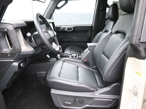 New 2026 Ford Bronco Outer Banks AWD/4WD image 21