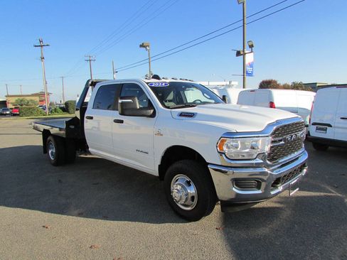 Used 2024 RAM 3500 SLT w/ Quick Order Package 2YG SLT image 2