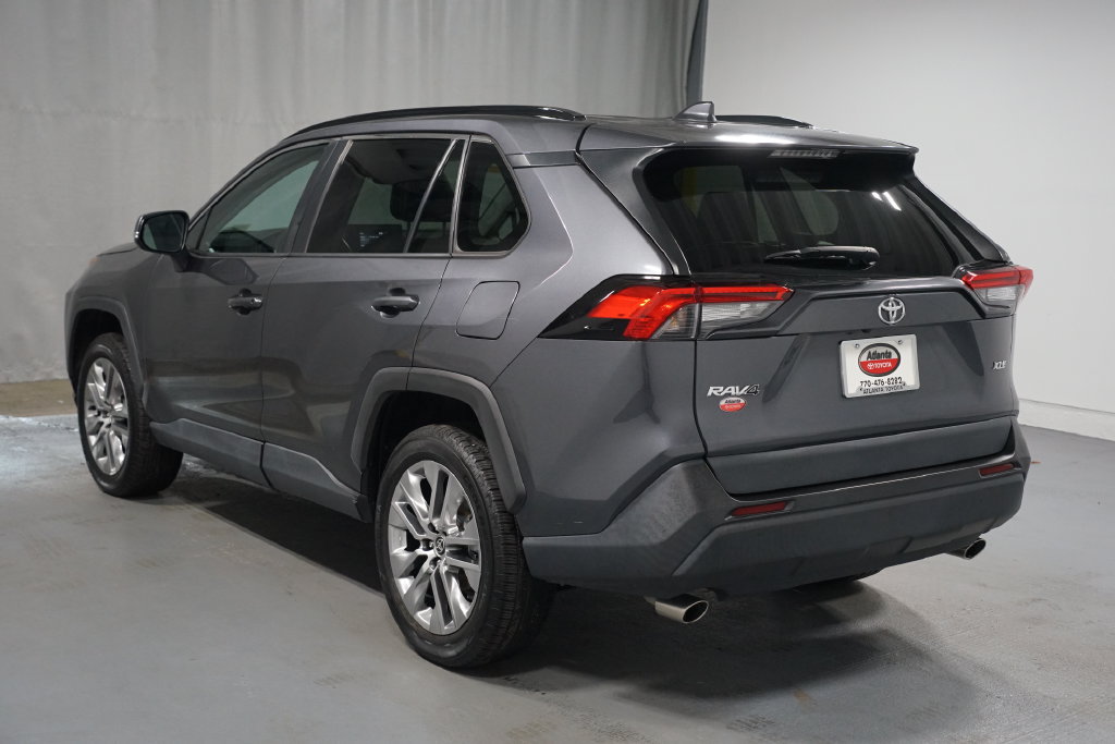 Certified 2022 Toyota RAV4 XLE Premium FWD image 6