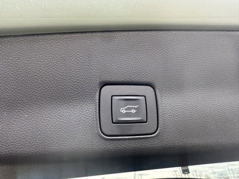 Used 2025 Chevrolet TrailBlazer ACTIV w/ Convenience Package image 14