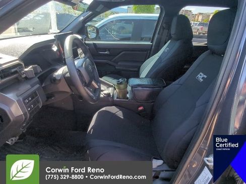 Used 2024 Toyota Tacoma TRD Sport AWD/4WD image 11