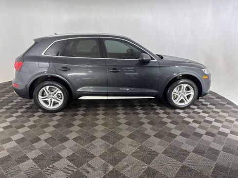 Used 2018 Audi Q5 2.0T Premium Plus w/ Premium Plus Package AWD/4WD image 4