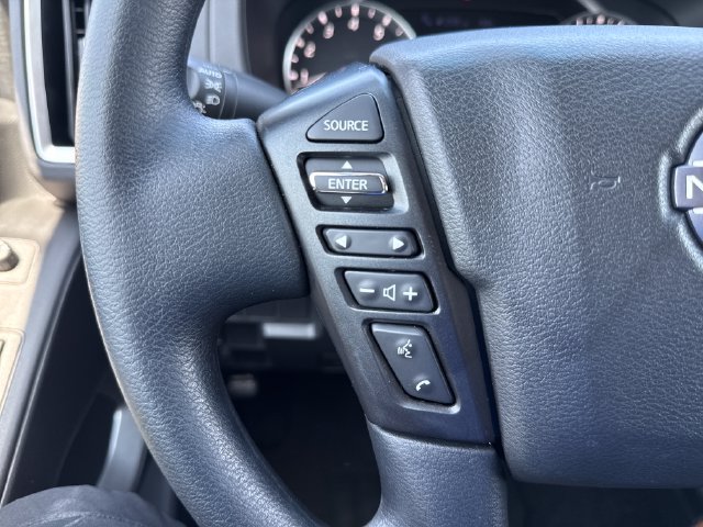 Used 2025 Nissan Frontier SV RWD image 29