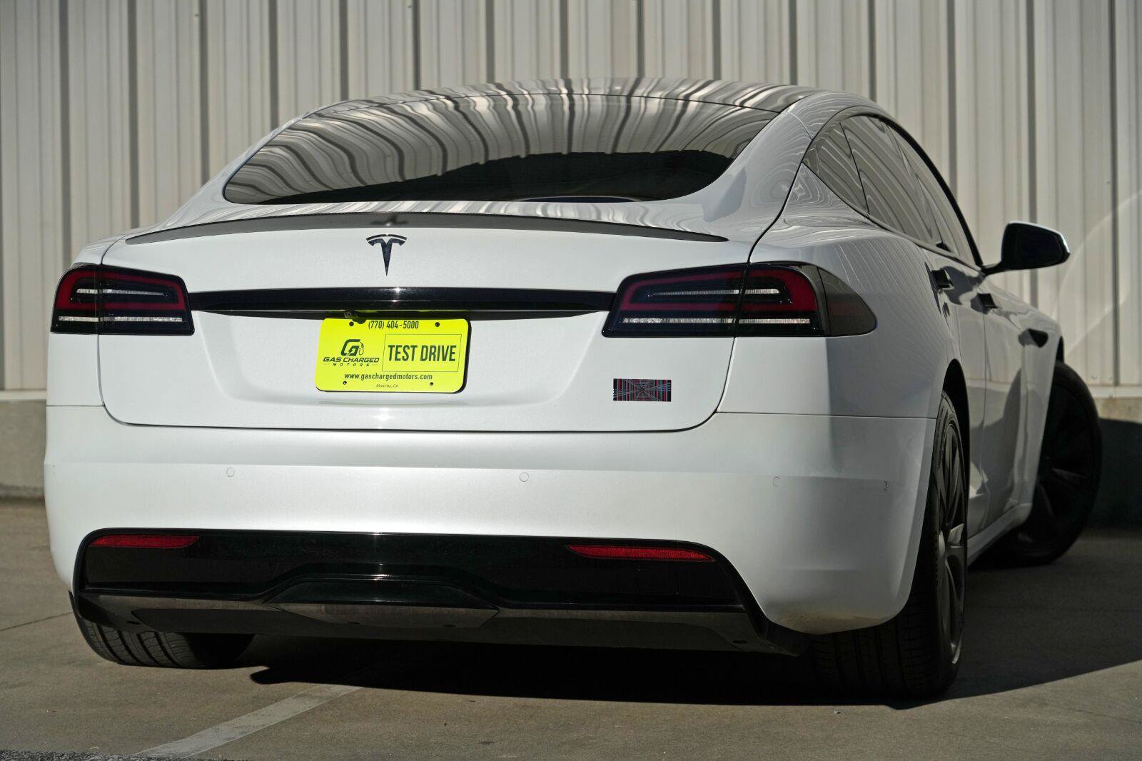 Used 2022 Tesla Model S Plaid AWD/4WD image 4