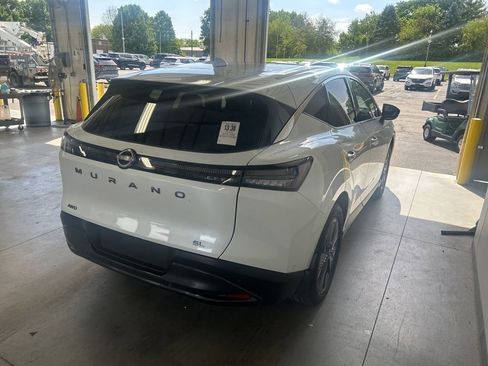 Used 2025 Nissan Murano SL AWD/4WD image 7