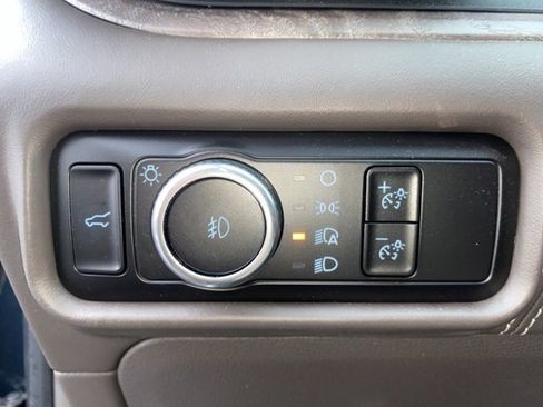 Used 2023 Ford Explorer Platinum w/ Technology Package image 19