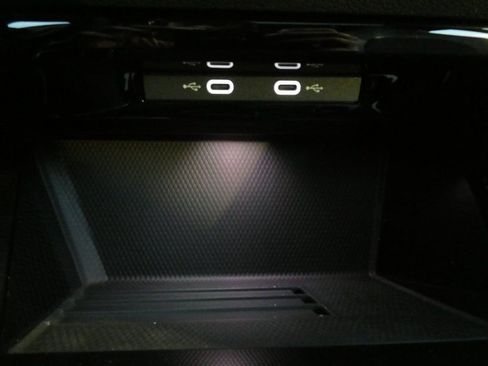 New 2026 Volkswagen GTI SE FWD image 27