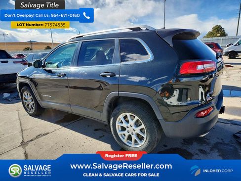 Used 2016 Jeep Cherokee Latitude w/ Cold Weather Group image 3