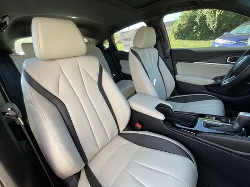 New 2025 Acura Integra A-Spec image 14