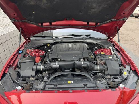 Used 2018 Jaguar XE Premium AWD/4WD image 5