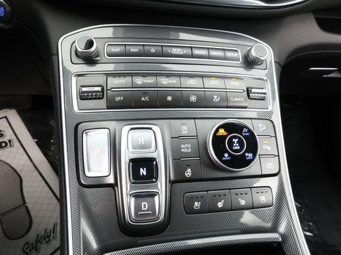 Used 2022 Hyundai Santa Fe Limited AWD/4WD image 14