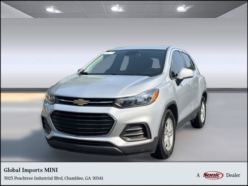 Used 2019 Chevrolet Trax LS FWD image 1