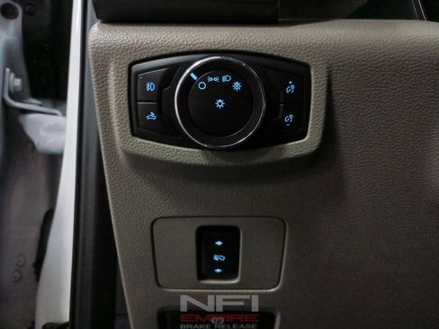Used 2020 Ford F250 XLT w/ XLT Premium Package AWD/4WD image 28