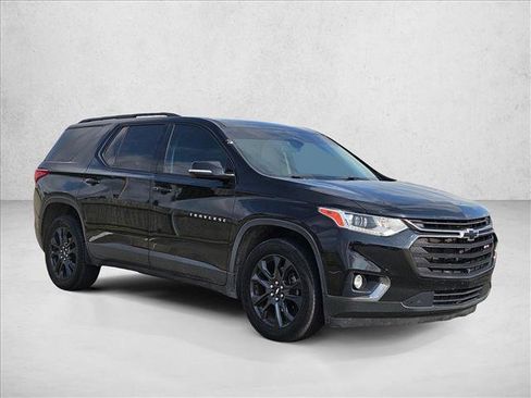 Used 2020 Chevrolet Traverse RS FWD image 3